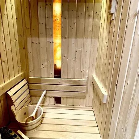 Lux With Sauna